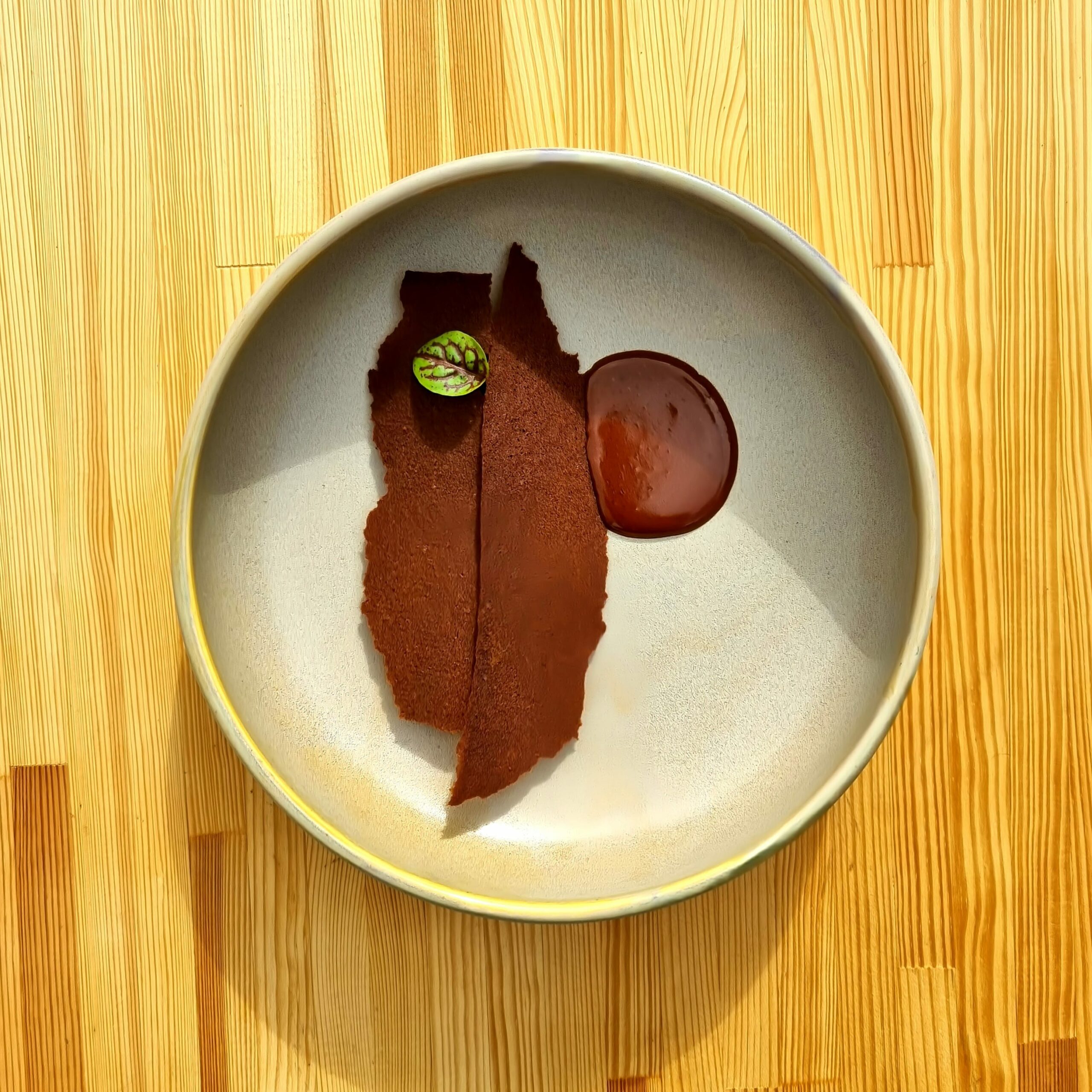 Plat gastronomique du restaurant La Cours des Sens à Ceintrey